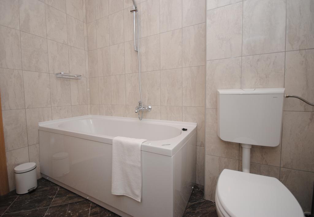 Apartments Valeria Kaštela Εξωτερικό φωτογραφία