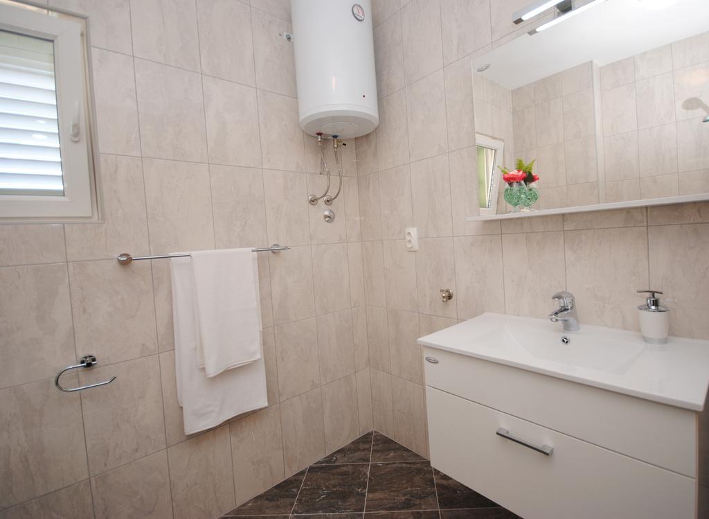 Apartments Valeria Kaštela Εξωτερικό φωτογραφία